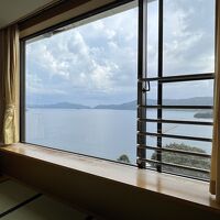 大型の窓で開放感があります。