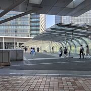 横浜駅からみなとみらいへの近道