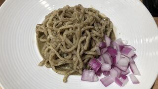 煮干しのペペロンチーノが食べられます。