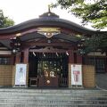 1030年創建の神社です。