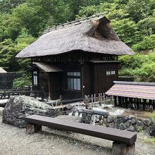 屋外の温泉