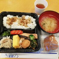 東横インのバイキング形式朝食