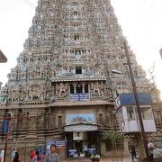 絵画寺院の山門(ゴープラム)ティルバンナマライ