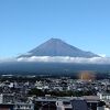 快晴で富士山の眺めを部屋から満喫