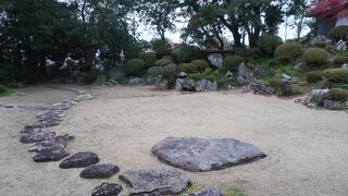 長昌寺の庭園