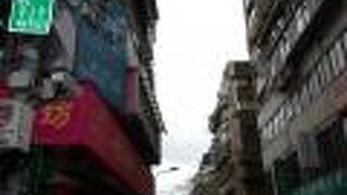 日本家屋が残る路地です。