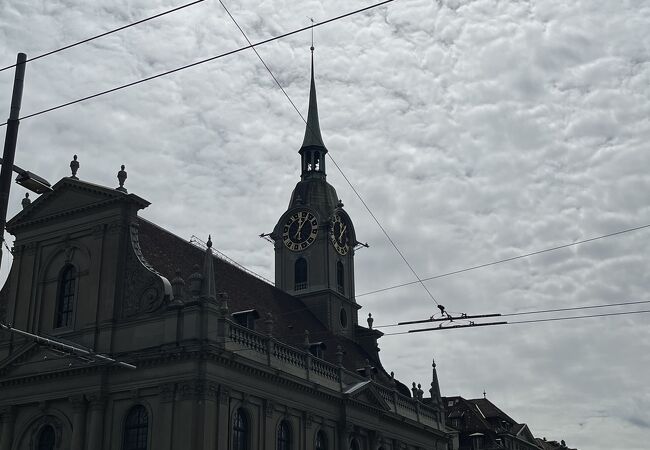 首都の駅ですがコンパクトでわかりやすい