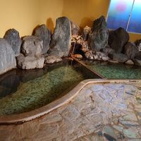 白湯。源泉直入れ。冷たくて気持ち良い。