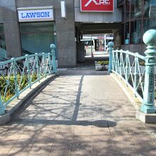 明治時代のはりまや橋もあります