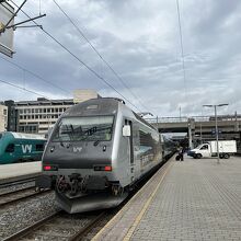 オスロ中央駅でのベルゲン急行