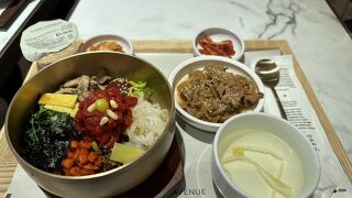 Lotte Department Store (Myeongdong) Food Court