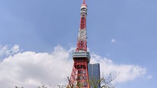 オフィス街のど真ん中