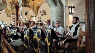 軽くて美味しいビール なので 1リットル ジョッキ も らくらく