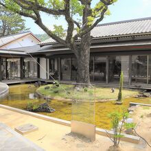 松陰神社宝物殿「至誠館」