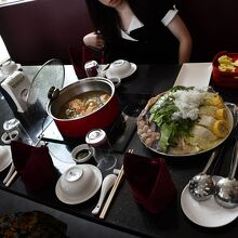 タイ式すき焼きの鍋