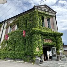 小樽浪漫館 (旧百十三銀行小樽支店)