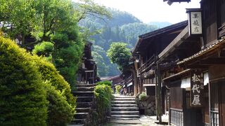 朝は観光客が少なめ （妻籠宿） 