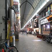 昭和の雰囲気の商店街、歩くだけでも楽しい　