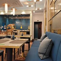 朝食会場の様子です。座席数はかなりあるように感じました。