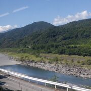 下流から上流まで何処も川幅が広かった川でした。