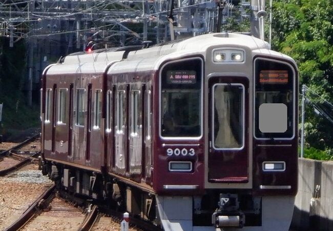 カーブの多い路線でもありました。