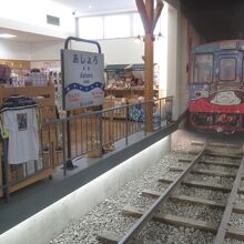 展示されています