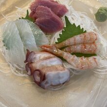 刺身盛合せ（一人前）