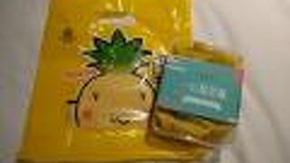 パイナップルケーキ