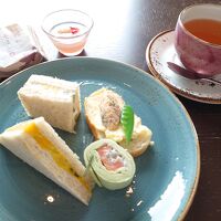 ラウンジティータイム