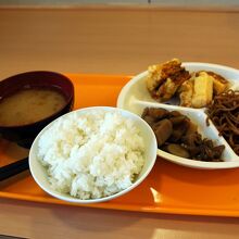 朝食バイキング