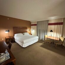 Four Points by Sheraton Los Angeles International Airport