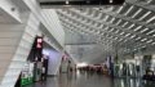 コインロッカーがあります。ただし、大型のコインロッカーは数が少ないので注意です！