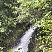 マテリヤの滝