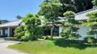 色々な功績を学べる場所