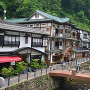 風情ある温泉街