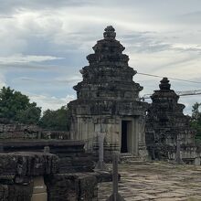 プノンバケン寺院