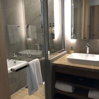 洗い場のあるバスルーム