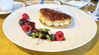 ブルー・ブリック・ラウンジ