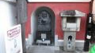 ねねの小径沿いにあります