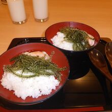 佐和の海ブドウ丼