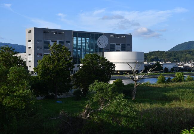 本名は島根県立産業交流会館、通称くにびきメッセ