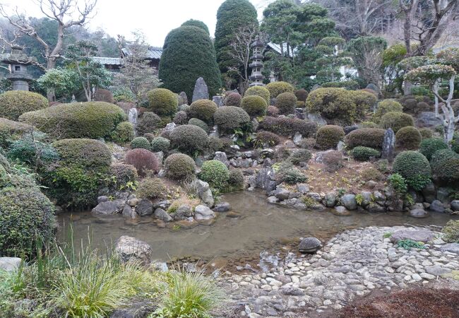 豊泉寺の庭園