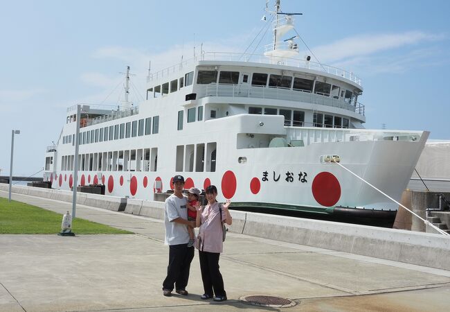 岡山宇野港から直島へ