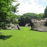 尖石縄文考古館の隣に保存されています