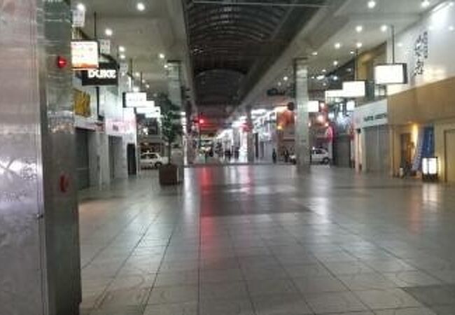 松山市の商店街