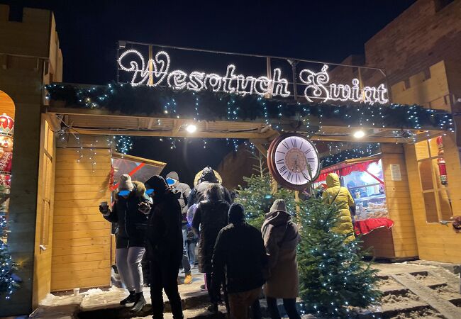 クリスマスマーケット (ワルシャワ) 　