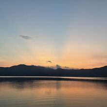 本栖湖の夕陽は素敵＆星が綺麗