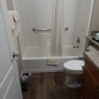 お風呂にはバスタブもあります