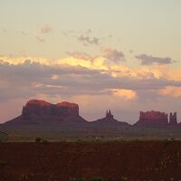 コテージの前から見た夕景