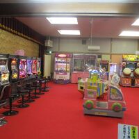いかにも温泉旅館という感じのゲームコーナー